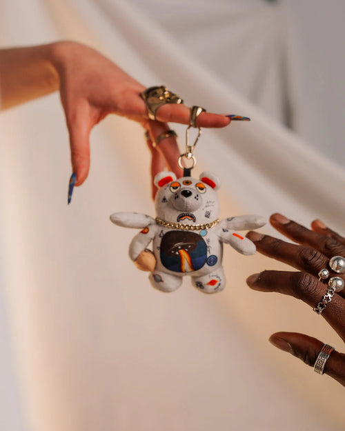 LLAVERO UFO SPCAED OUT MYSTERY BEAR 910k0605nsz