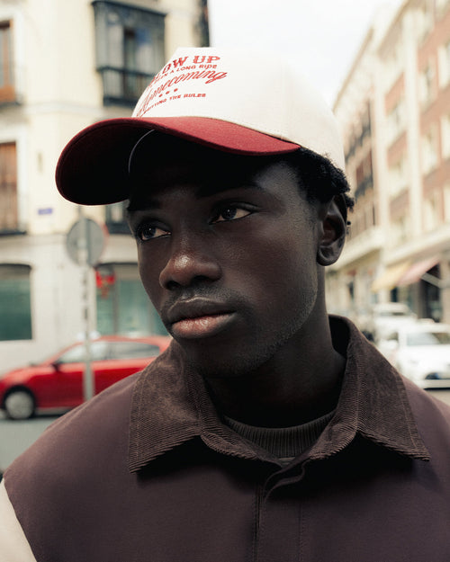 gorra roja blow up G50 1010