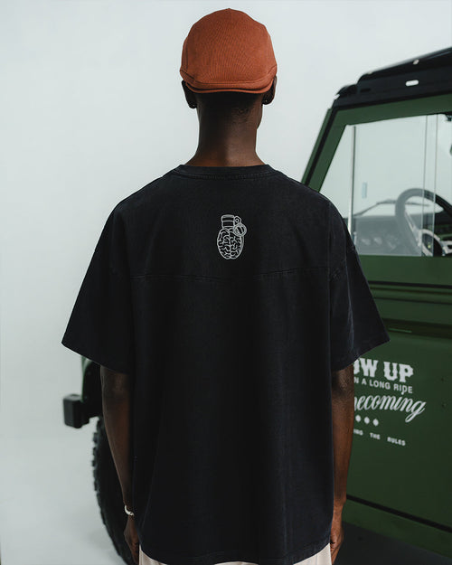 camiseta negro blow up CR20 1100