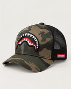 GORRA CON LOGO BORADO EN FRENTE Y MALLA DETRÁS PARA CABALLERO SPRAYGROUND PARA HOMBRE COLOR SGMA04H24CAMO