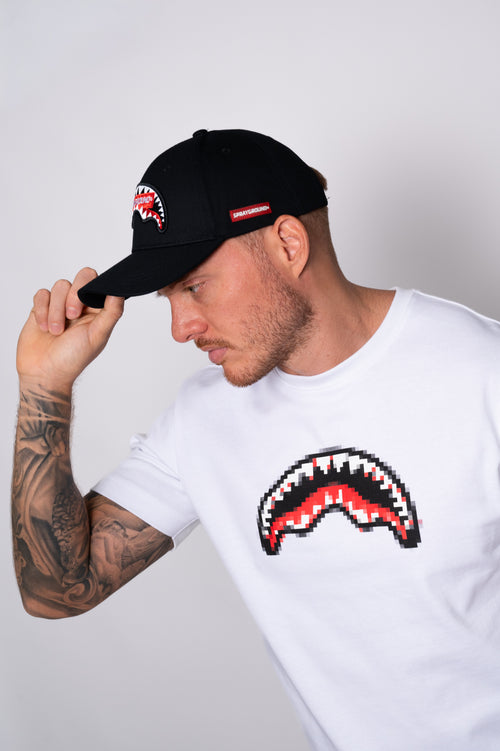 GORRA CON BORADO MOUTH SHARK BANNER EN FRENTE PARA CABALLERO