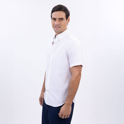 Camisa blanca corta para hombre