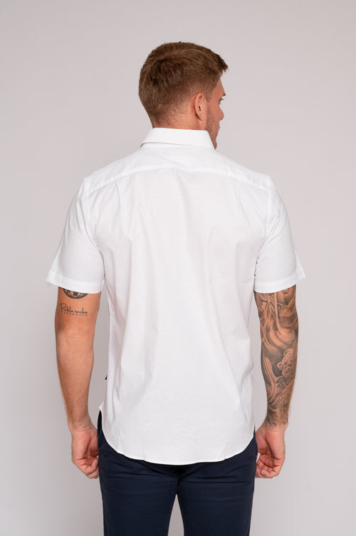 Camisa blanca corta para hombre