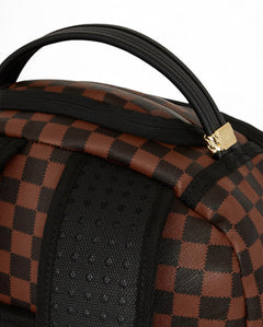 Mochila Dlxsv Sawtooth Sharks In Paris