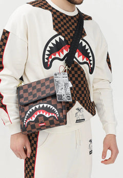 Bolso Cruzado Ancho Peeking Character Check