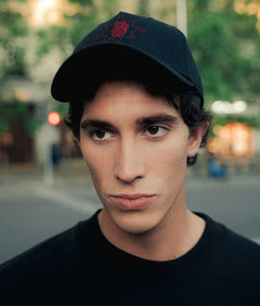 gorra negra blow up G56 1100