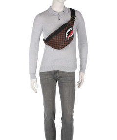 RIÑONERA SAWTOOTH SHARKS IN PARIS 910b7844nsz