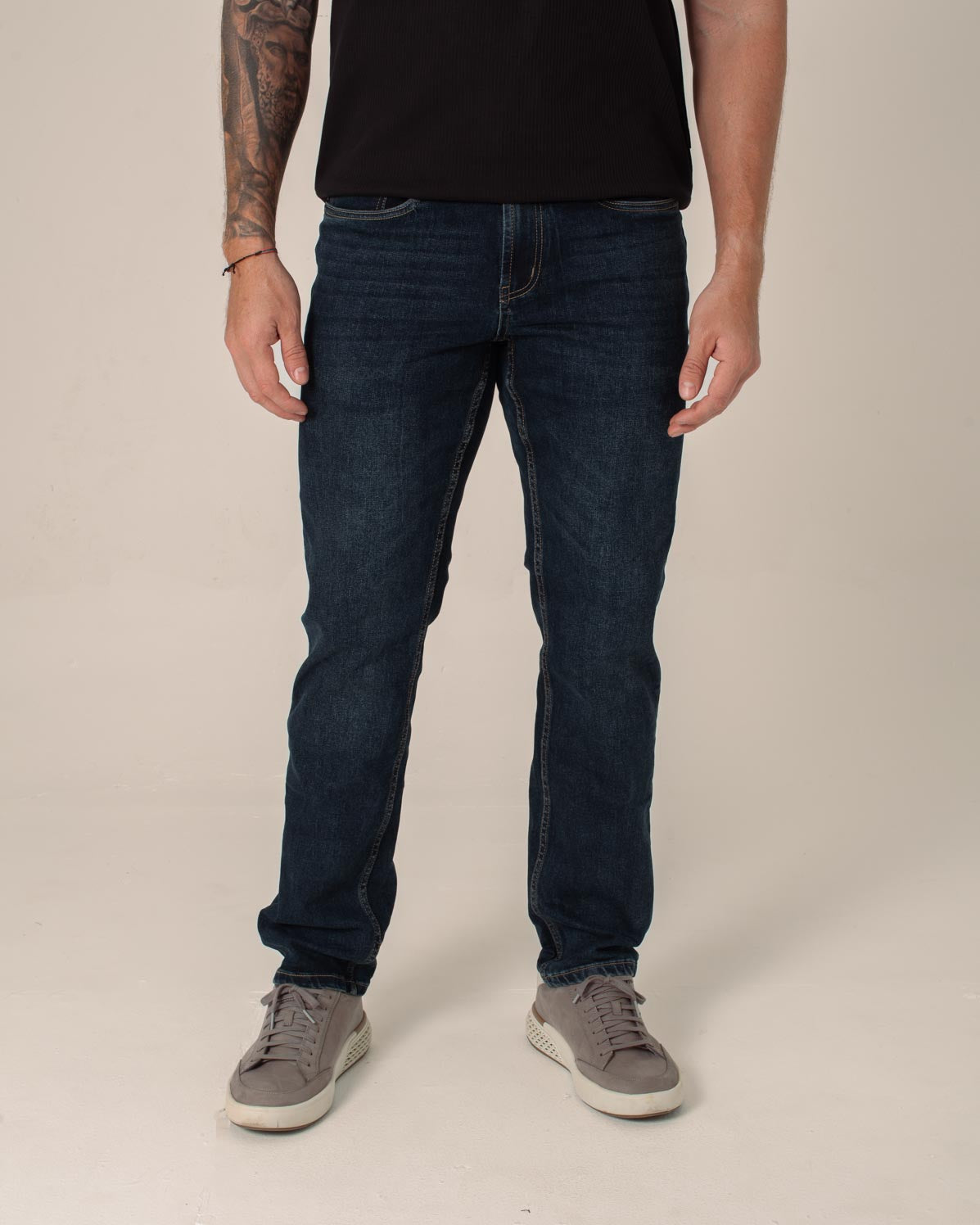 CARVEN JEANS HOMBRE AZUL CVX23107SDKBU