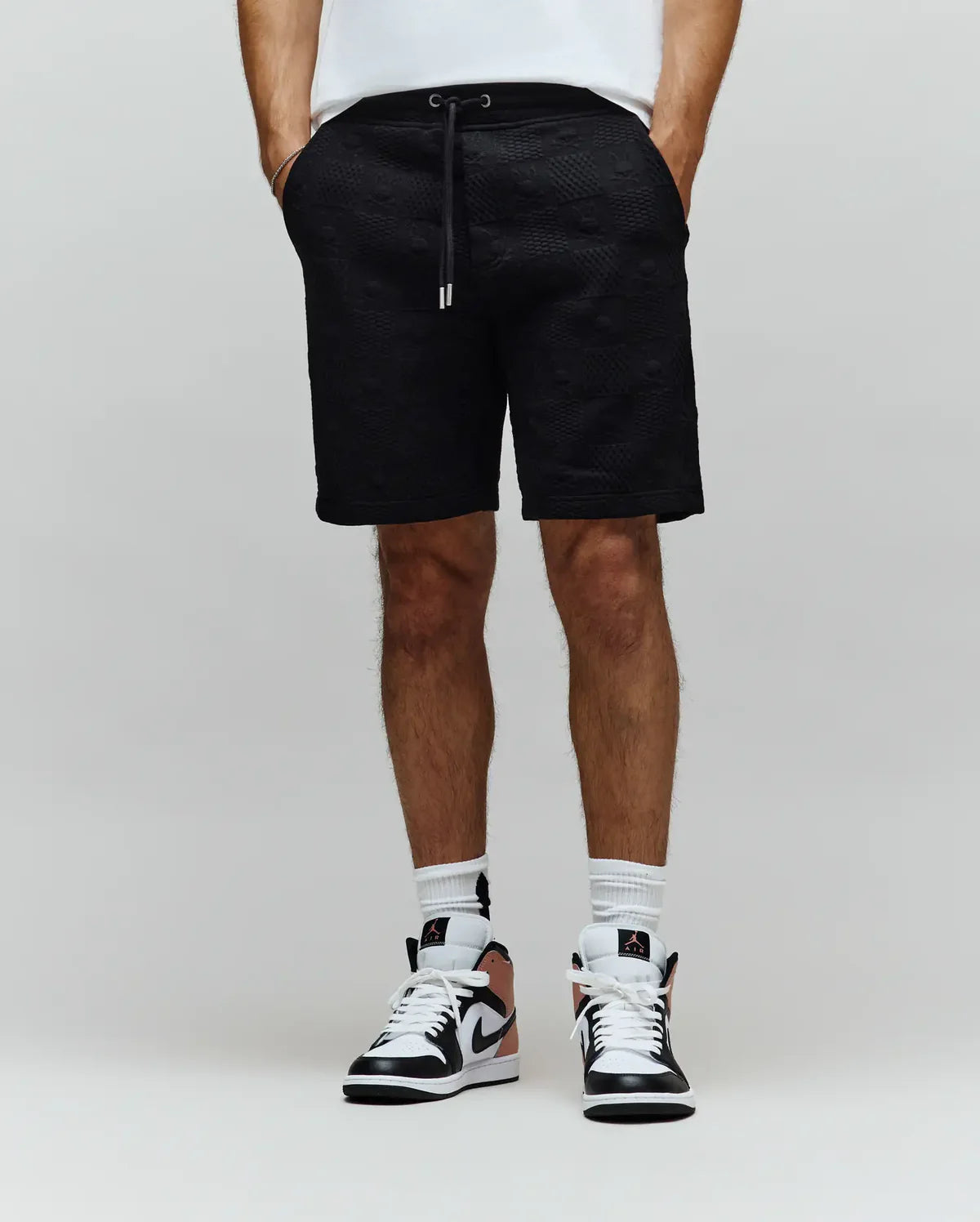 PSYCHO BUNNY BERMUDA DEPORTIVO JACQUARD DUSTIN PARA CABALLERO HOMBRE NEGRO MB0900052001