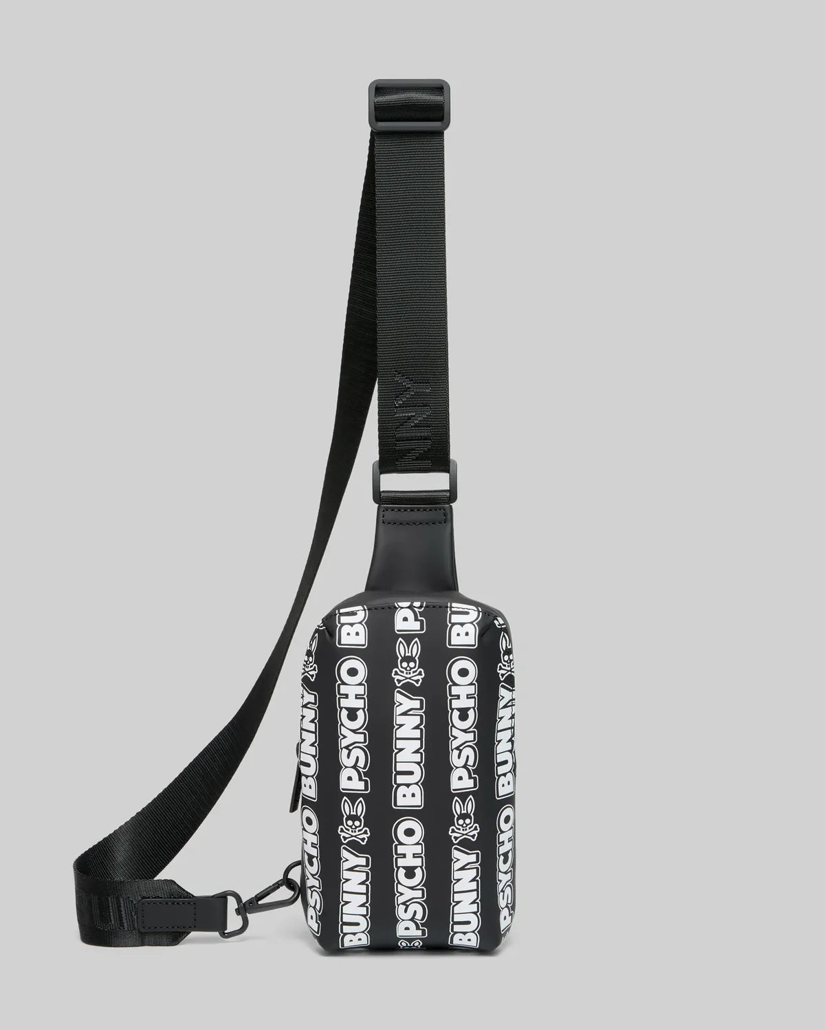 BOLSO PSYCHO BUNNY PARA HOMBRE COLOR NEGRO MO2400096001