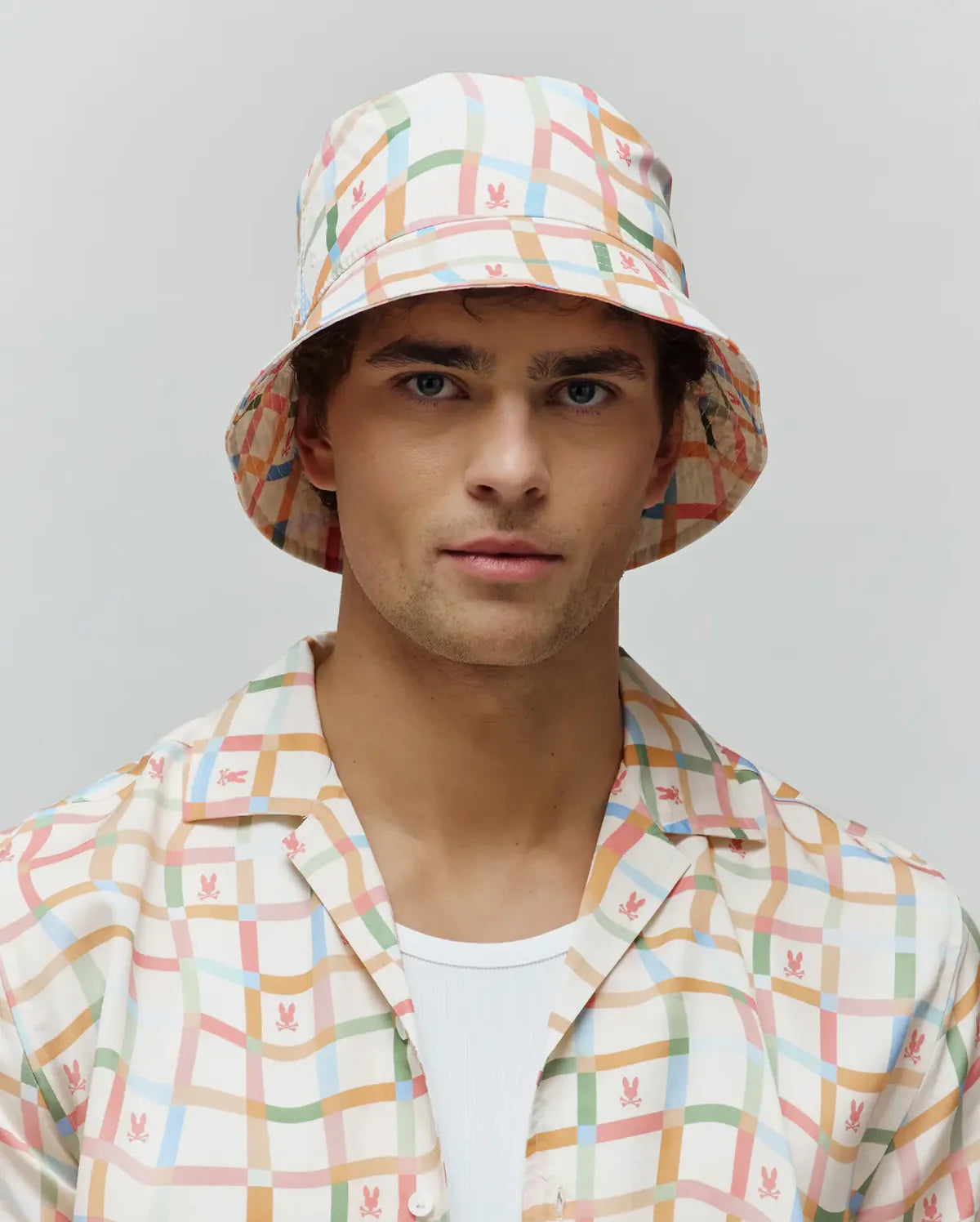 GORRA PSYCHO BUNNY PARA HOMBRE COLOR BLANCO MO1500080250
