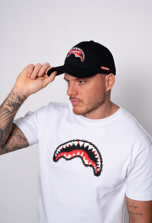 GORRA CON BORADO MOUTH SHARK BANNER EN FRENTE PARA CABALLERO