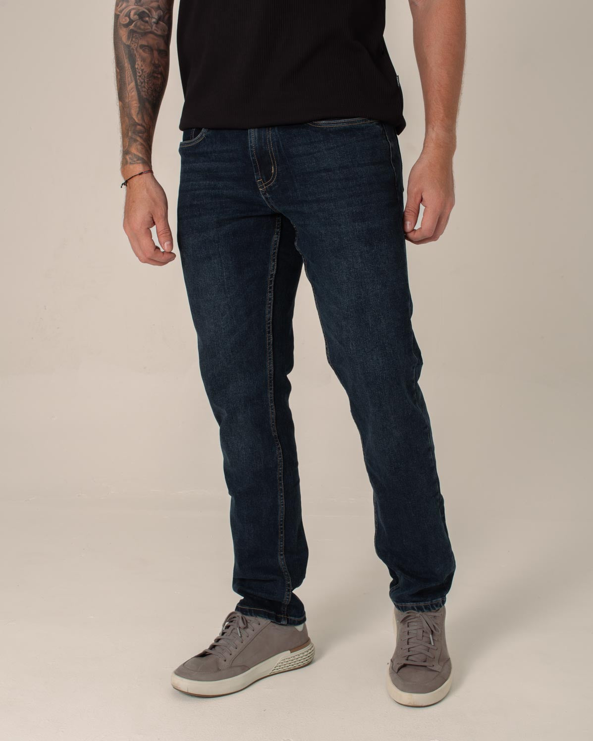 CARVEN JEANS HOMBRE AZUL CVX23107SDKBU