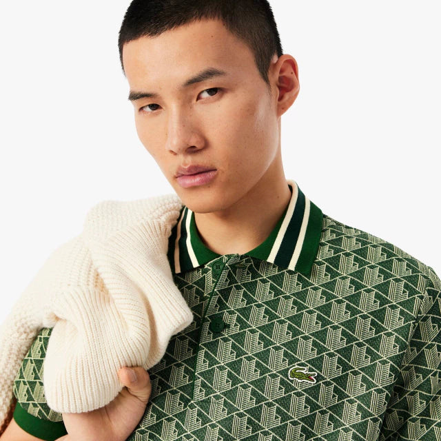 LACOSTE DH1417D1R POLO CON MONOGRAMA EN JACQUAR CLASICO GREEN