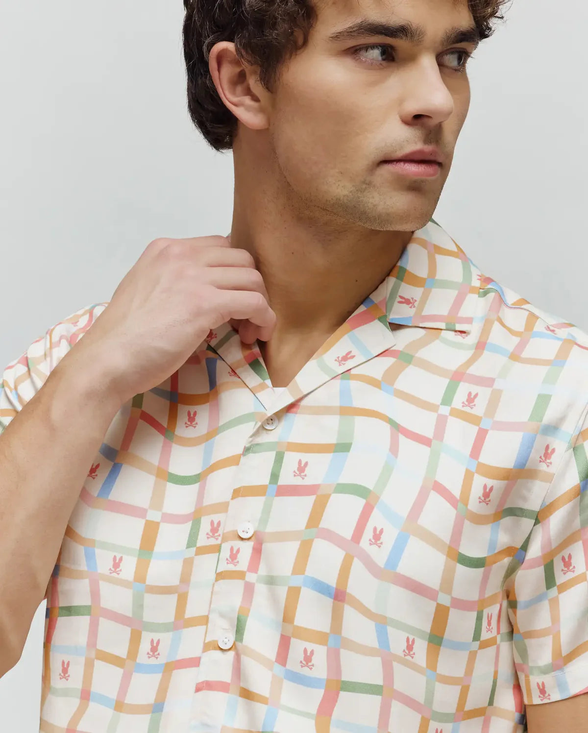 CAMISA M/C PSYCHO BUNNY PARA HOMBRE COLOR BLANCO MT0300079250