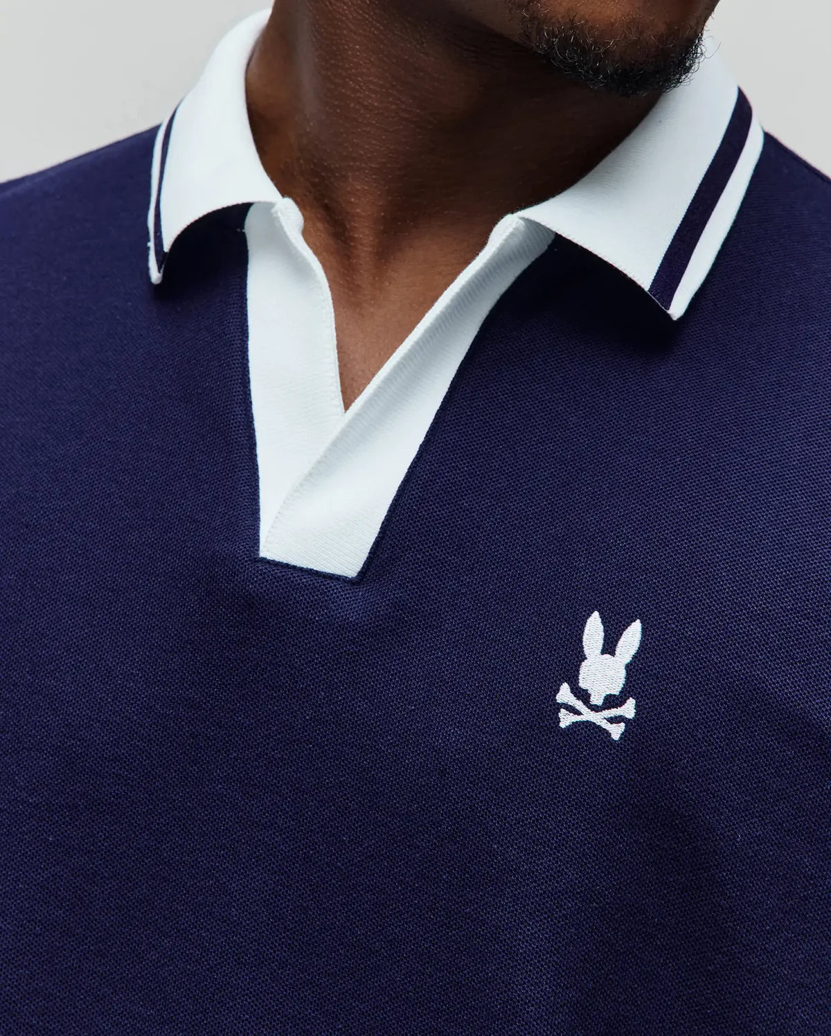 POLO M/C PSYCHO BUNNY PARA HOMBRE COLOR AZUL MT0100135402