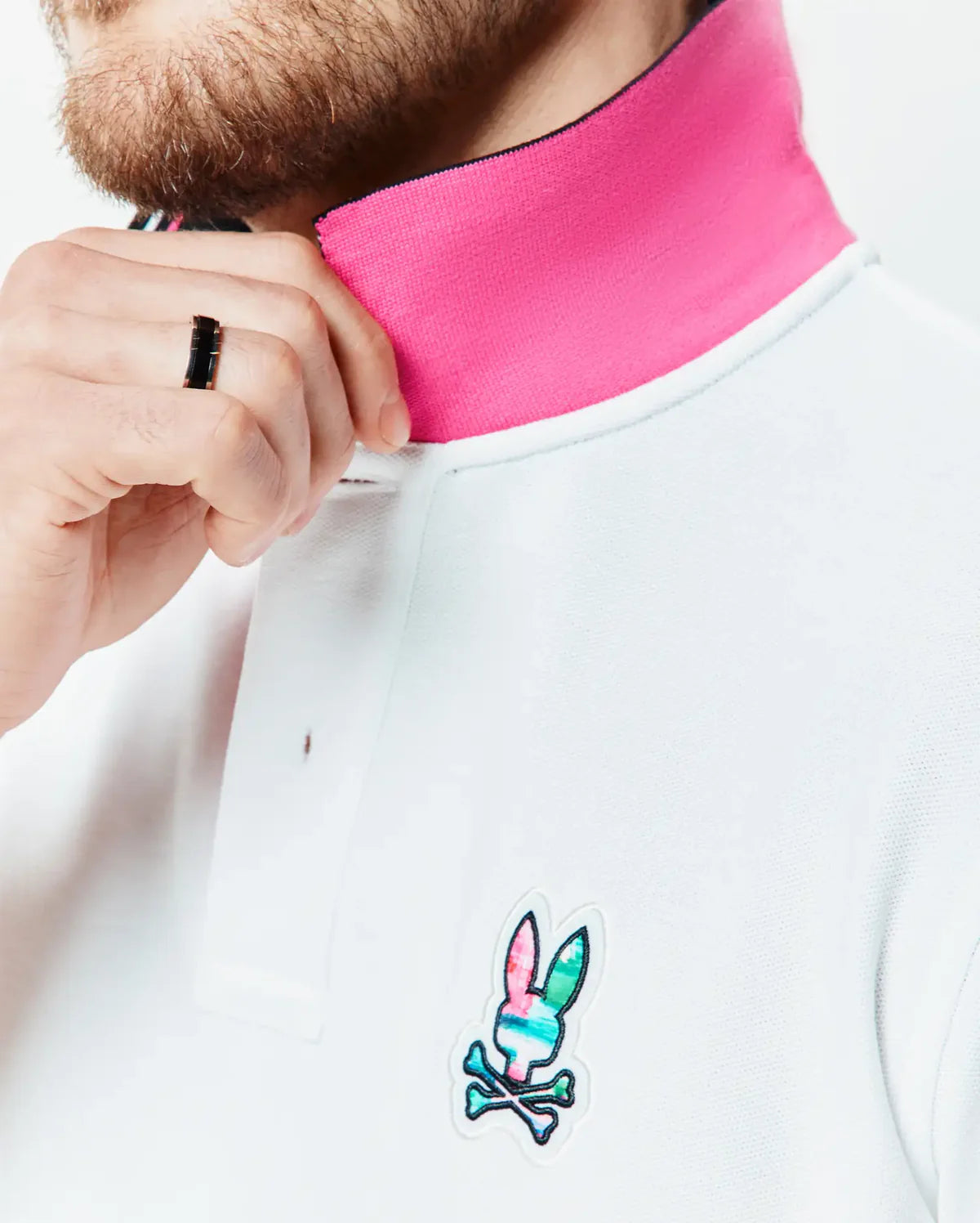 POLO M/C PSYCHO BUNNY PARA HOMBRE COLOR BLANCO MT0100186100