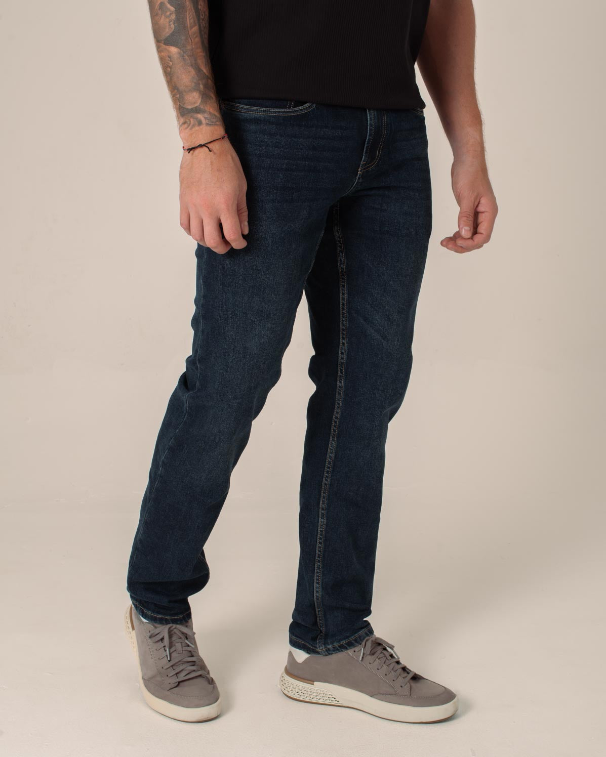 CARVEN JEANS HOMBRE AZUL CVX23107SDKBU