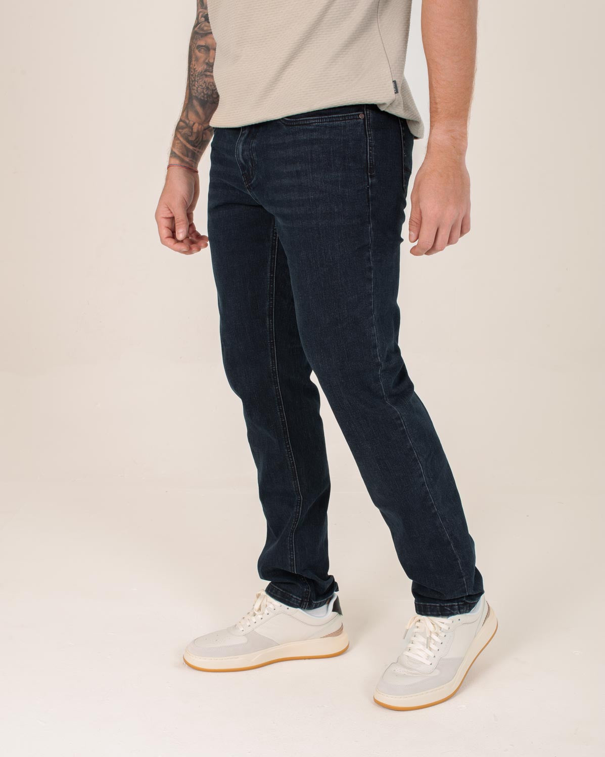 CARVEN JEANS HOMBRE AZUL CVX23109SDKBU