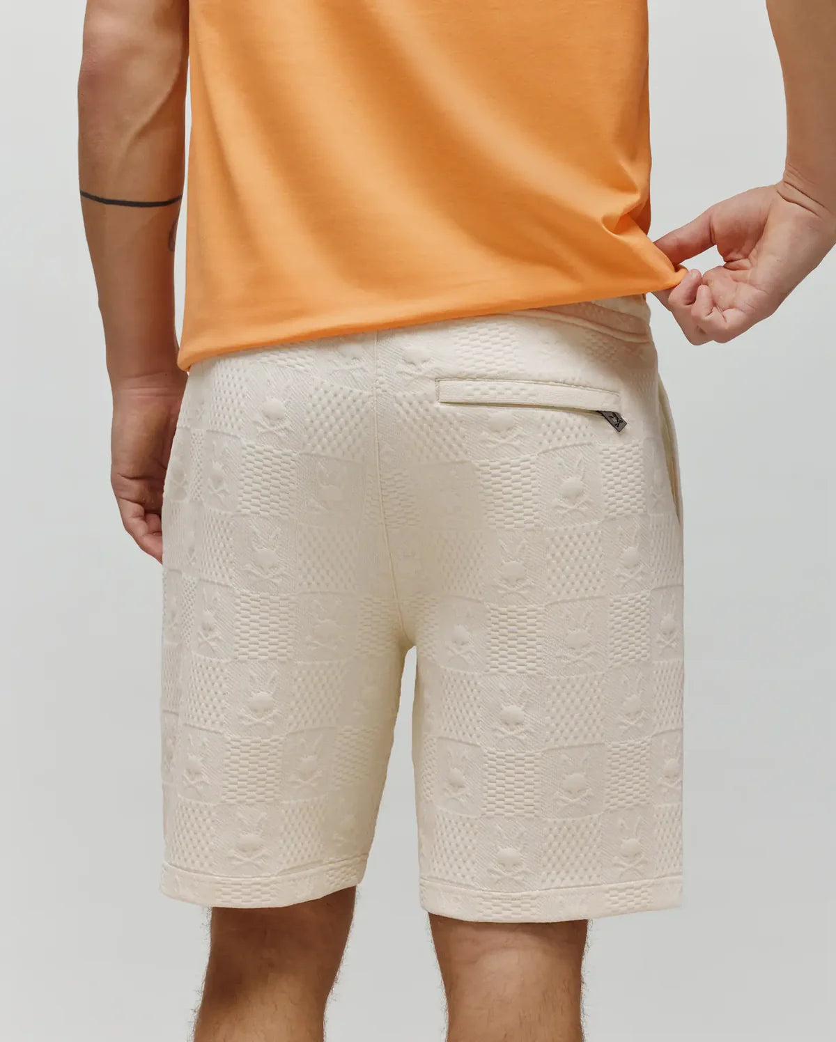 PSYCHO BUNNY BERMUDA DEPORTIVO JACQUARD DUSTIN PARA CABALLERO HOMBRE BEIGE MB0900052250