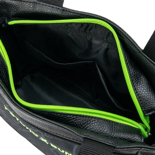 BOLSO PSYCHO BUNNY PARA HOMBRE COLOR NEGRO PBMG6AB6BLK