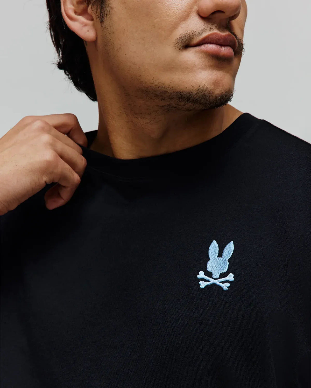 PSYCHO BUNNY CAMISETA DOBLE ESTAMPADO AIDEN PARA CABALLERO HOMBRE NEGRO MT0200224001