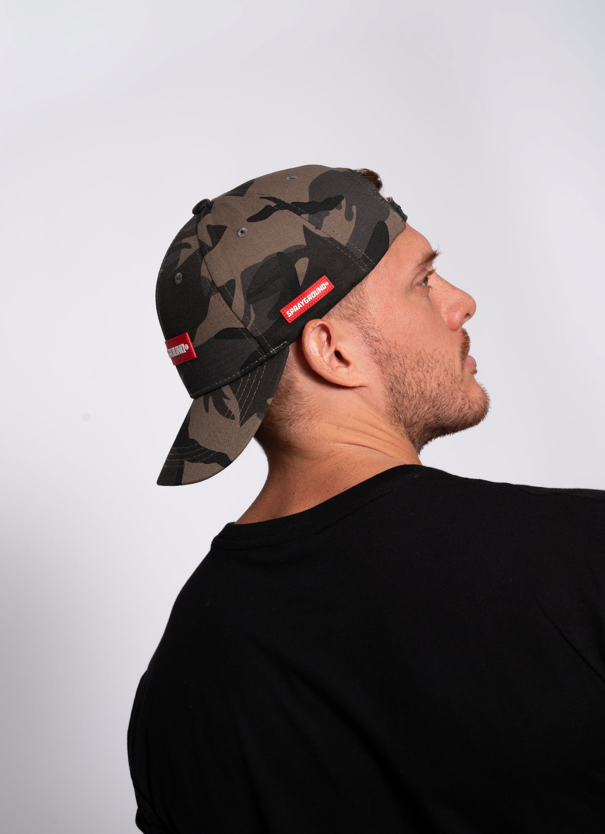 GORRA CON LOGO DE GOMA EN FRENTE PARA CABALLERO