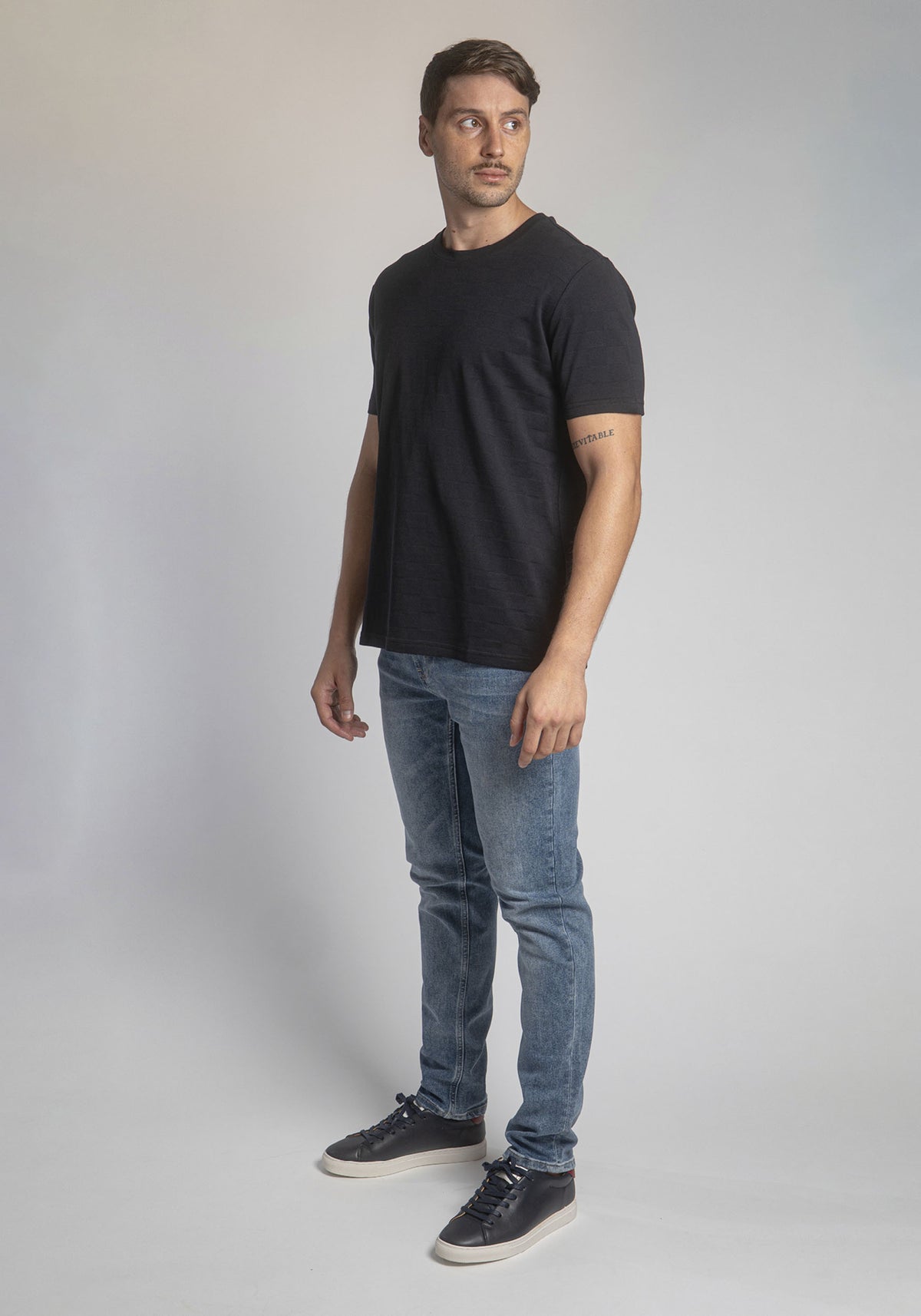 CARVEN T-SHIRT HOMBRE NEGRO CVY12156BL