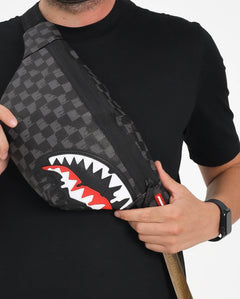 Cangurera Dripping Sharks In Paris