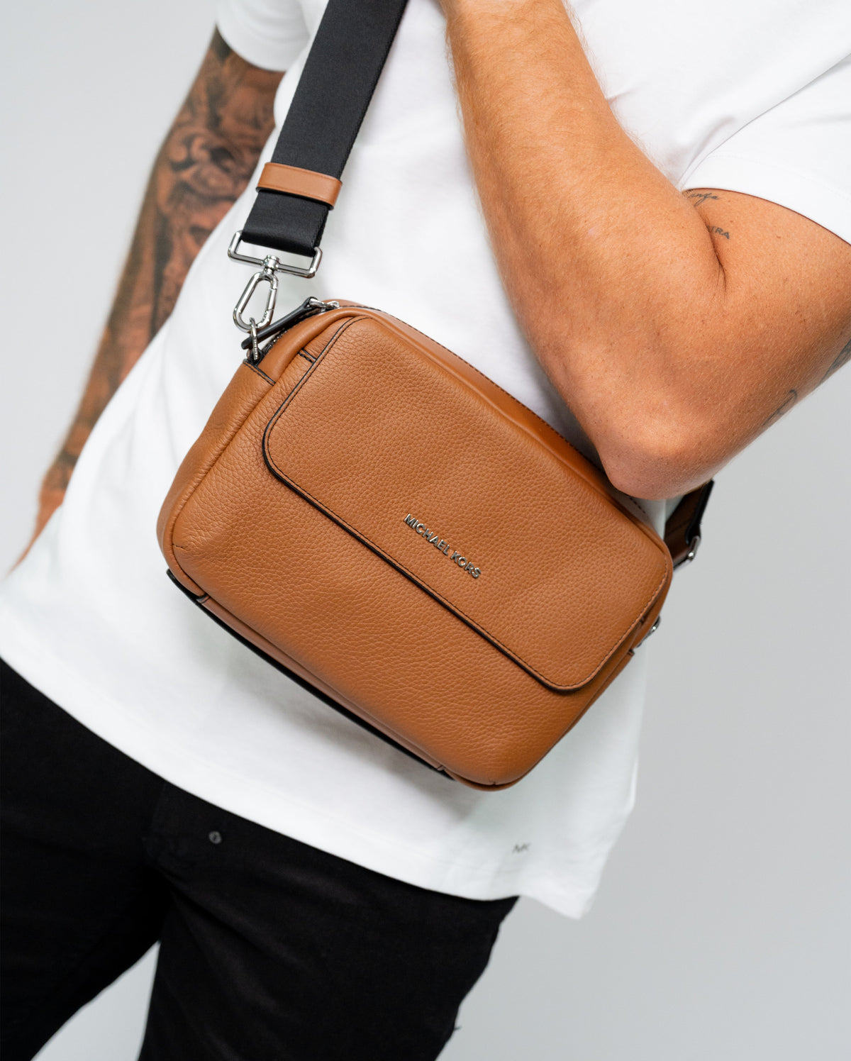 CARTERA DE CUERO MICHAEL KORS