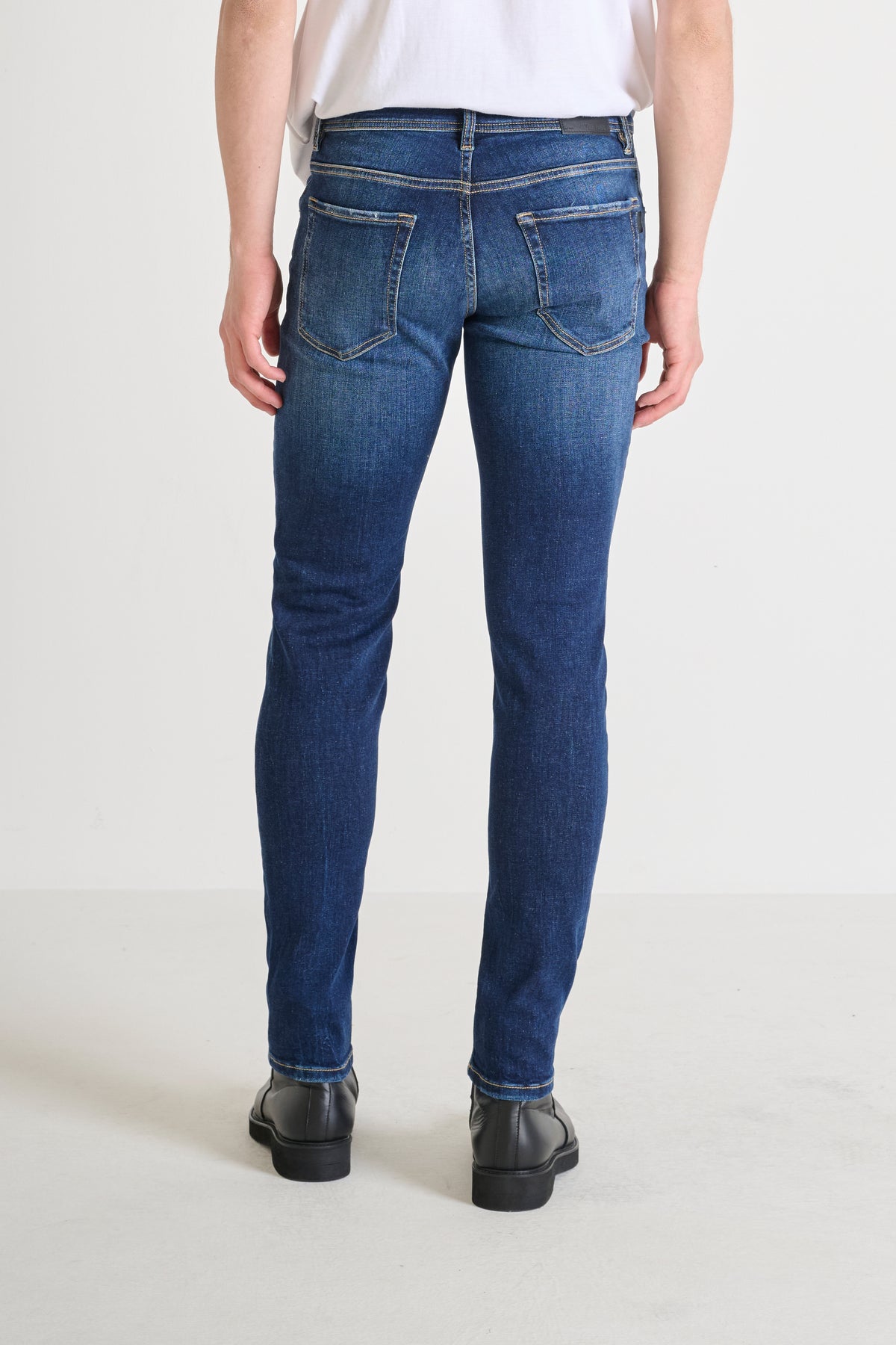 JEANS GILMOUR SUPER SKINNY FIT