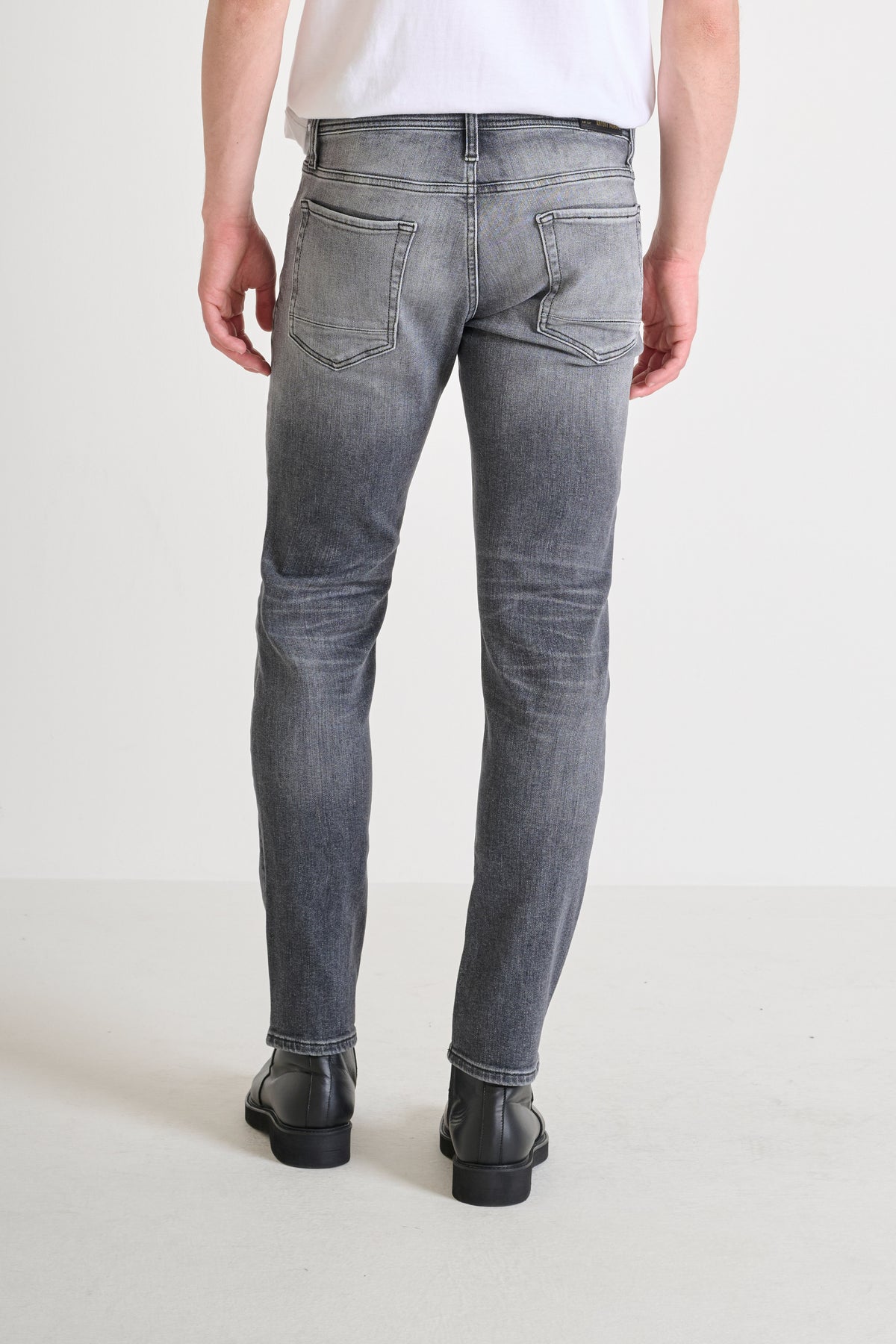JEANS KURT COMFORT TAPERED FIT