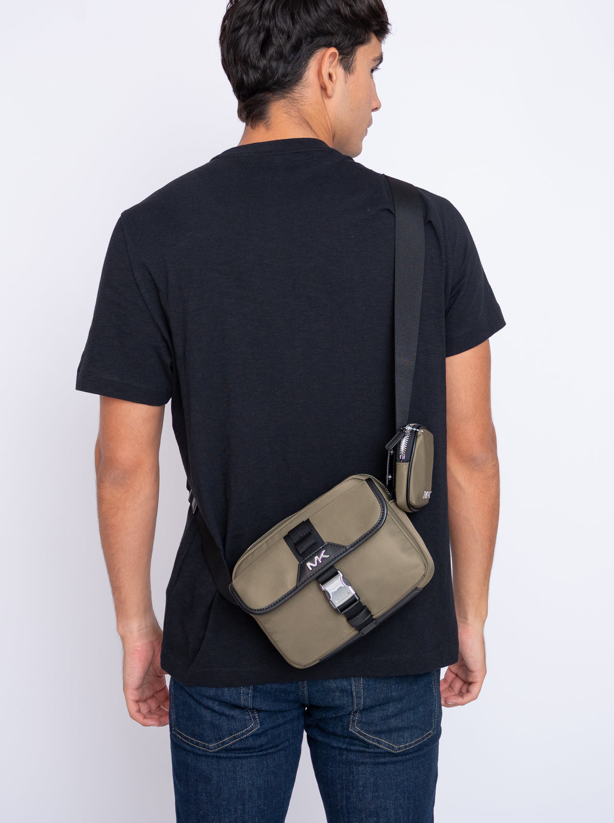 BOLSO UTILITY FLAP XBODY W PCH MICHAEL KORS